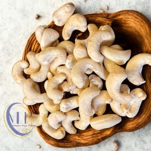 Raw Cashew Kernel / Anacardium Occidentale w210